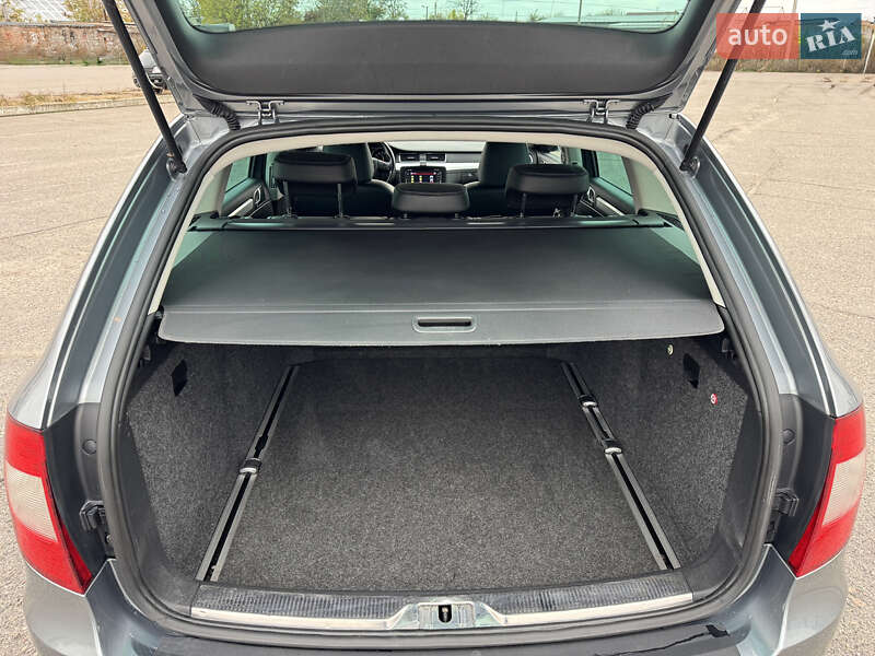 Универсал Skoda Superb 2011 в Белой Церкви