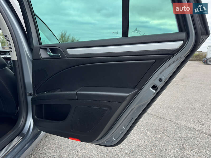 Универсал Skoda Superb 2011 в Белой Церкви