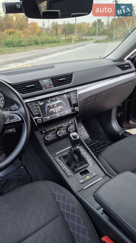 Лифтбек Skoda Superb 2016 в Львове фото 35 Лифтбек Skoda Superb 2016 в Львове