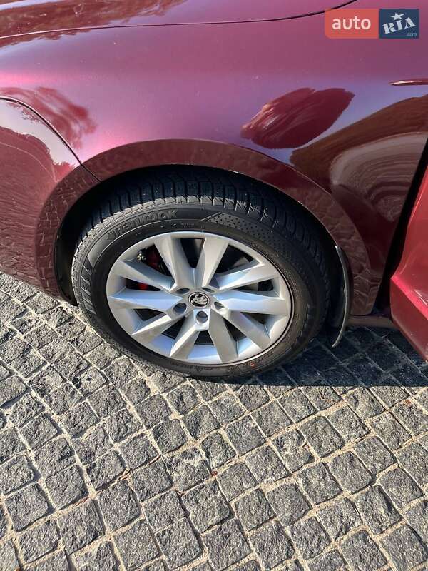Универсал Skoda Superb 2012 в Днепре