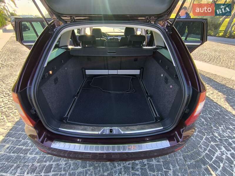 Универсал Skoda Superb 2012 в Днепре