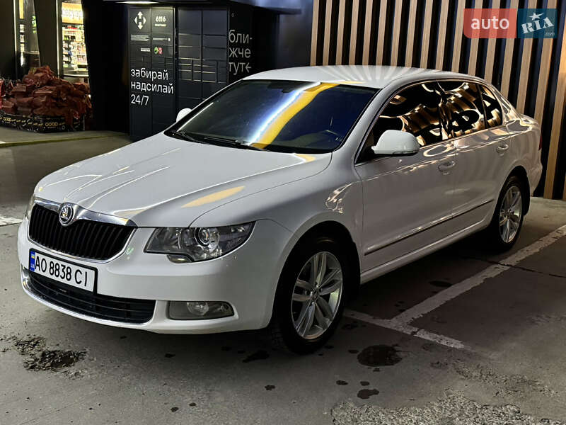 Лифтбек Skoda Superb 2011 в Ужгороде фото 10 Лифтбек Skoda Superb 2011 в Ужгороде