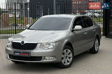 Лифтбек Skoda Superb 2012 в Киеве