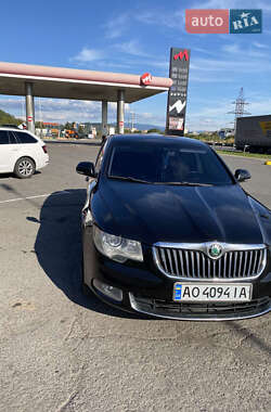 Лифтбек Skoda Superb 2011 в Мукачево