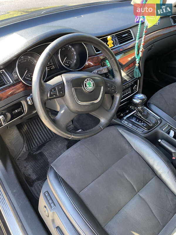 Лифтбек Skoda Superb 2011 в Мукачево фото 15 Лифтбек Skoda Superb 2011 в Мукачево