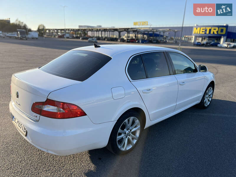Лифтбек Skoda Superb 2011 в Львове фото 5 Лифтбек Skoda Superb 2011 в Львове