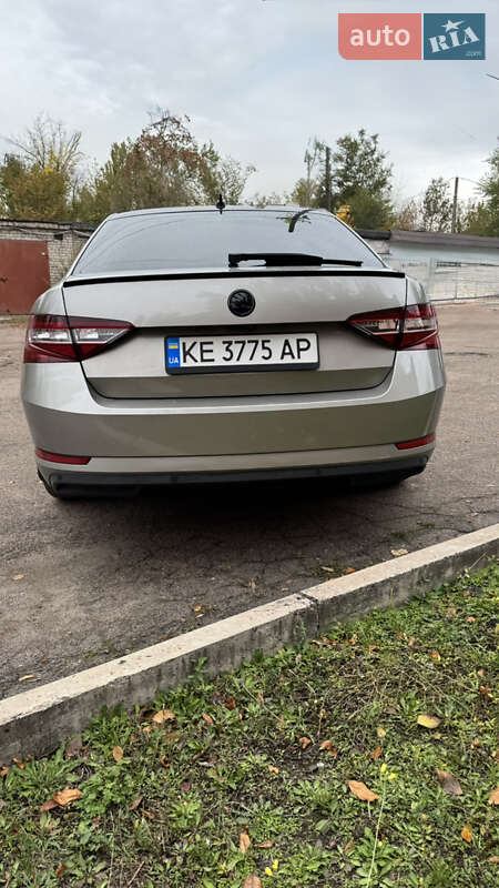 Лифтбек Skoda Superb 2017 в Днепре фото 5 Лифтбек Skoda Superb 2017 в Днепре