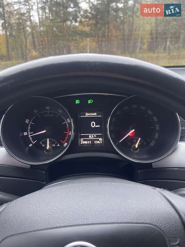 Универсал Skoda Superb 2011 в Малине фото 10 Универсал Skoda Superb 2011 в Малине