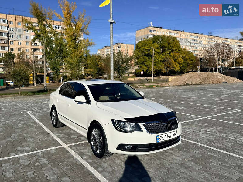 Ліфтбек Skoda Superb 2013 в Кривому Розі