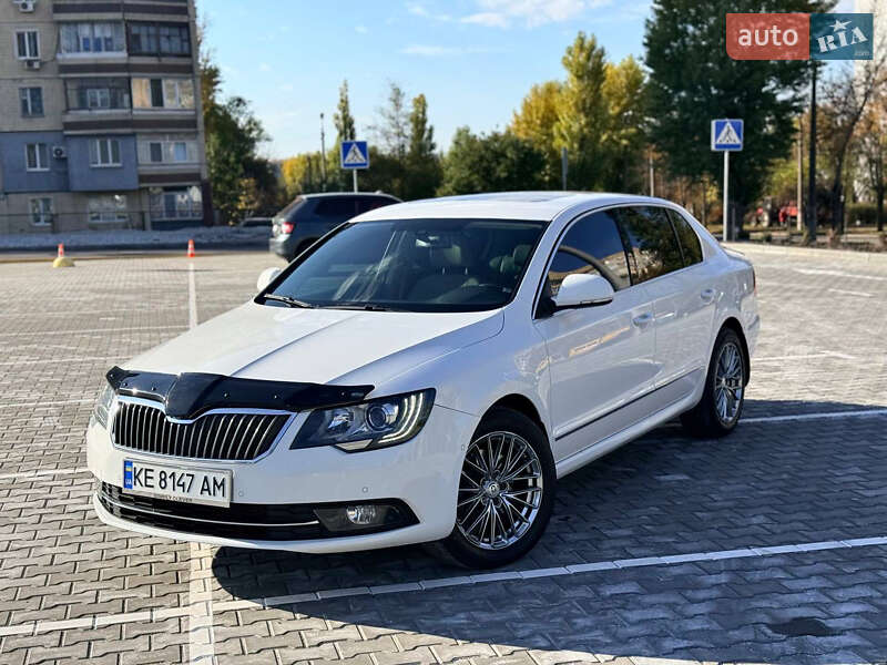 Ліфтбек Skoda Superb 2013 в Кривому Розі