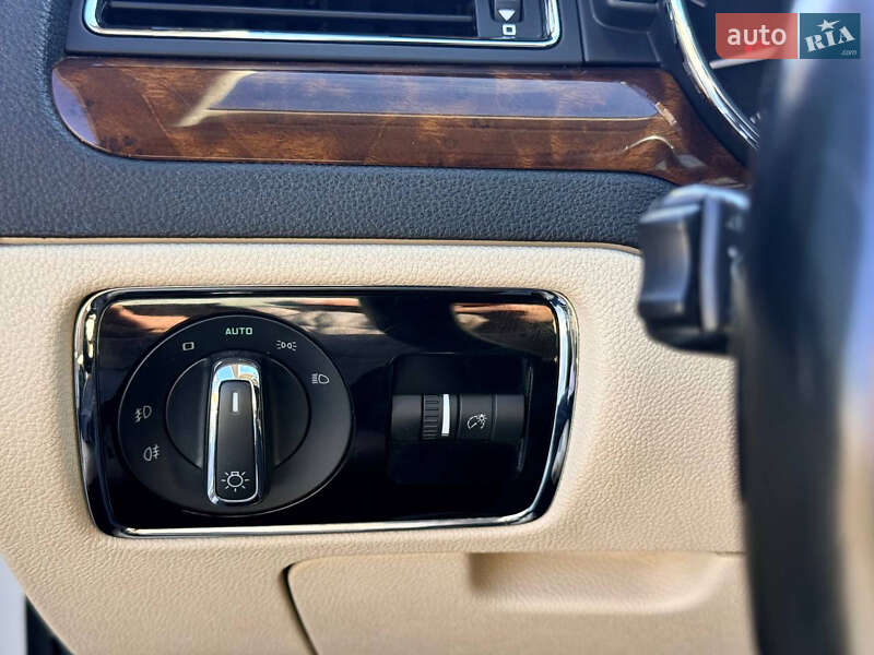 Ліфтбек Skoda Superb 2013 в Кривому Розі