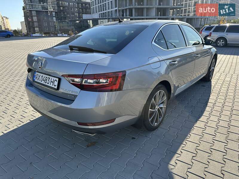Лифтбек Skoda Superb 2018 в Львове фото 70 Лифтбек Skoda Superb 2018 в Львове