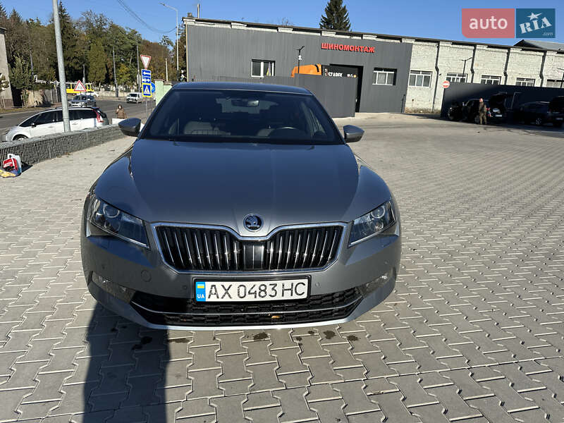 Лифтбек Skoda Superb 2018 в Львове фото 77 Лифтбек Skoda Superb 2018 в Львове