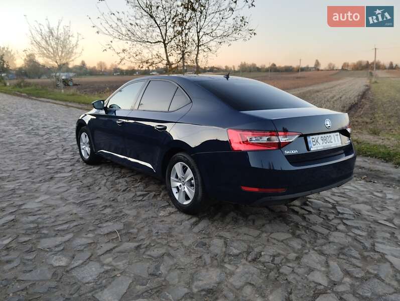 Лифтбек Skoda Superb 2017 в Дубно фото 7 Лифтбек Skoda Superb 2017 в Дубно
