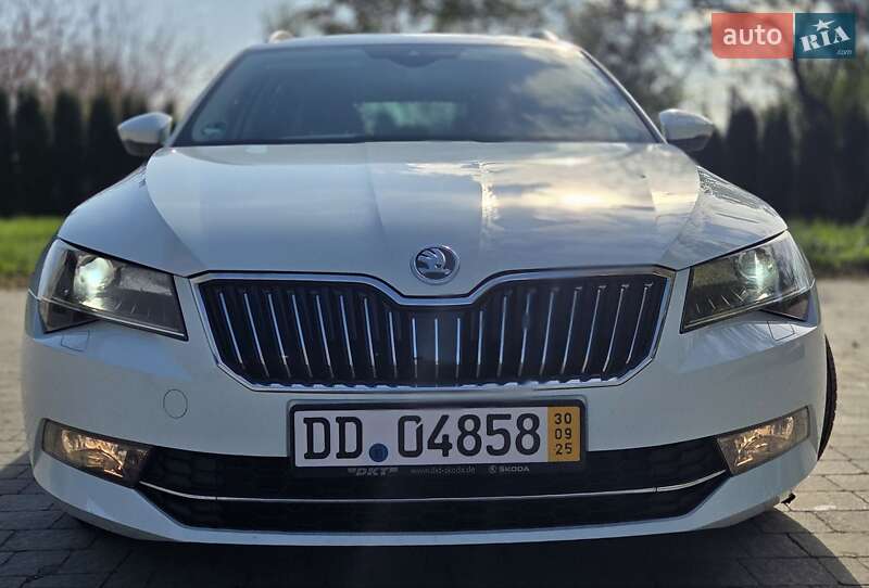 Универсал Skoda Superb 2016 в Бучаче