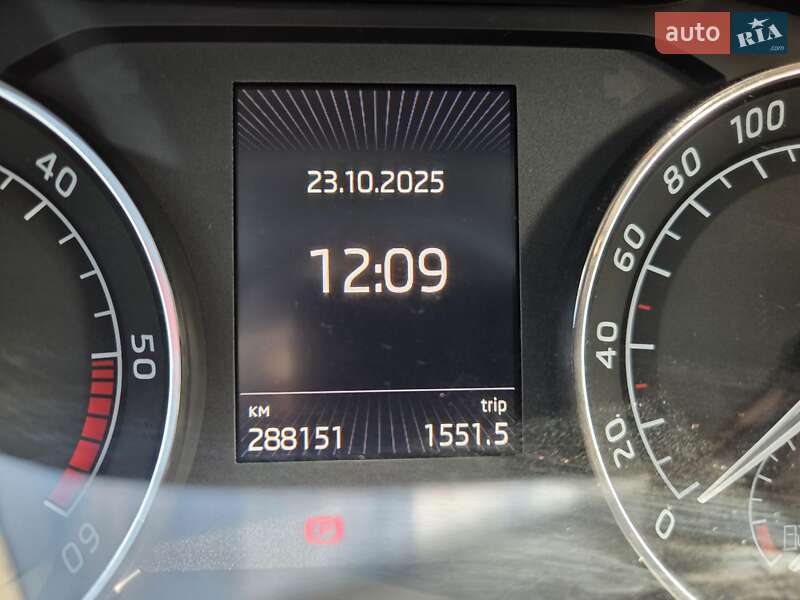 Универсал Skoda Superb 2016 в Бучаче