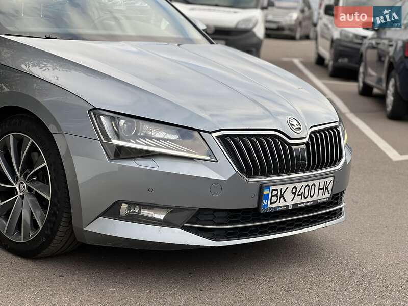 Универсал Skoda Superb 2018 в Ровно