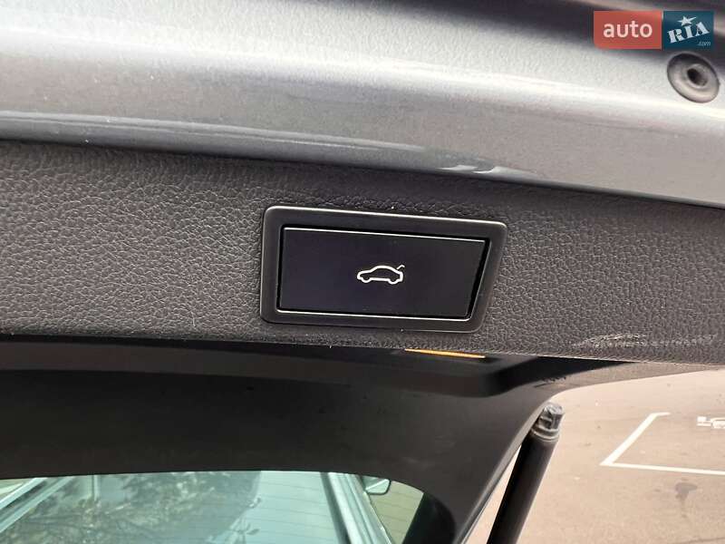 Универсал Skoda Superb 2018 в Ровно