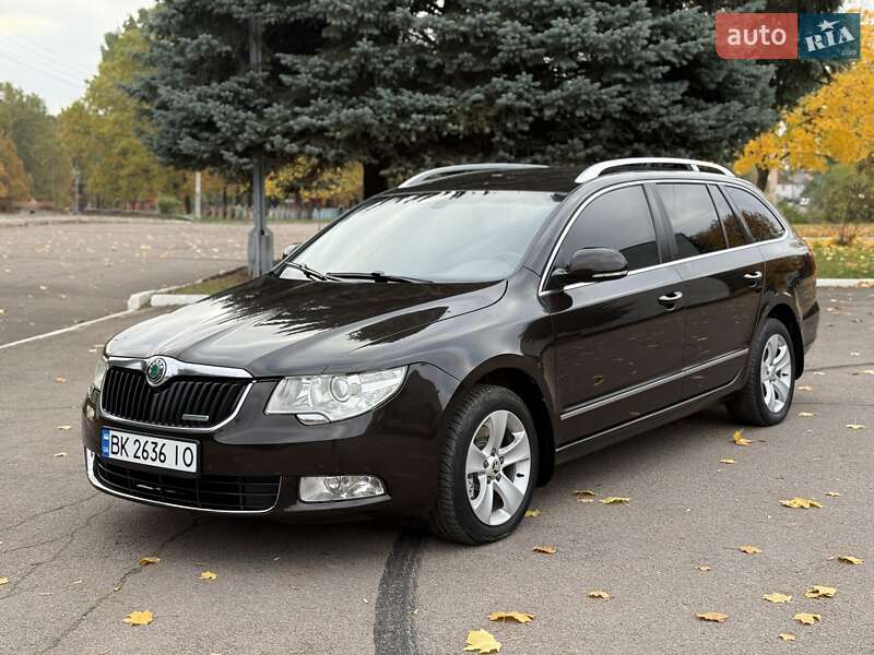 Универсал Skoda Superb 2012 в Ровно фото 5 Универсал Skoda Superb 2012 в Ровно