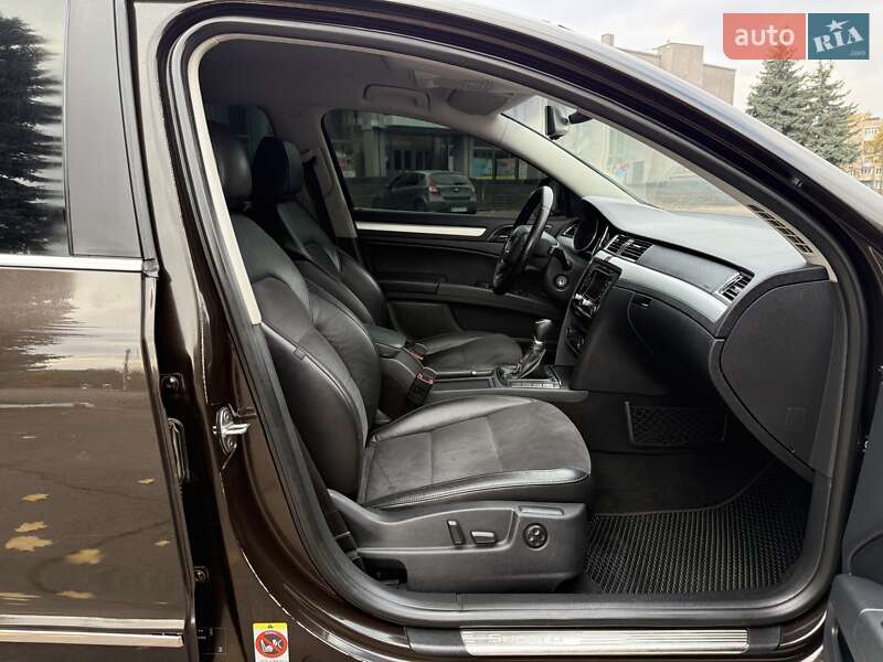 Универсал Skoda Superb 2012 в Ровно фото 36 Универсал Skoda Superb 2012 в Ровно