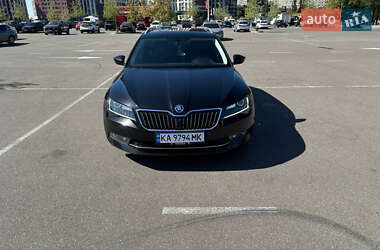 Універсал Skoda Superb 2015 в Києві