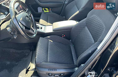 Універсал Skoda Superb 2015 в  фото 15 Універсал Skoda Superb 2015 в