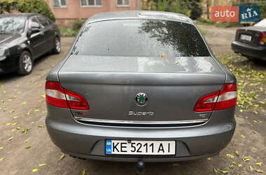 Ліфтбек Skoda Superb 2011 в Кривому Розі