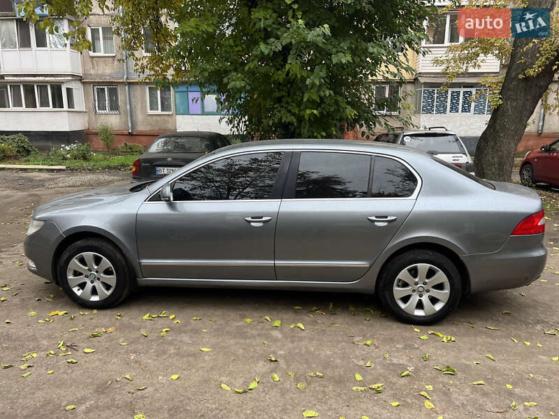 Лифтбек Skoda Superb 2011 в Кривом Роге фото 9 Лифтбек Skoda Superb 2011 в Кривом Роге