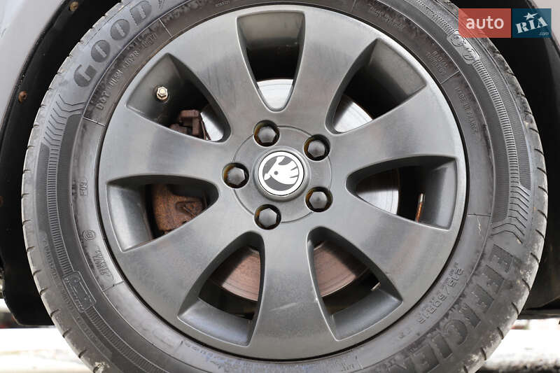 Ліфтбек Skoda Superb 2009 в Дрогобичі фото 13 Ліфтбек Skoda Superb 2009 в Дрогобичі