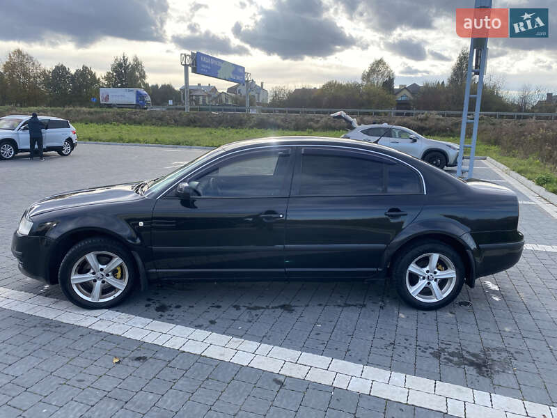 Лифтбек Skoda Superb 2006 в Львове