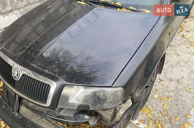 Ліфтбек Skoda Superb 2005 в Дніпрі