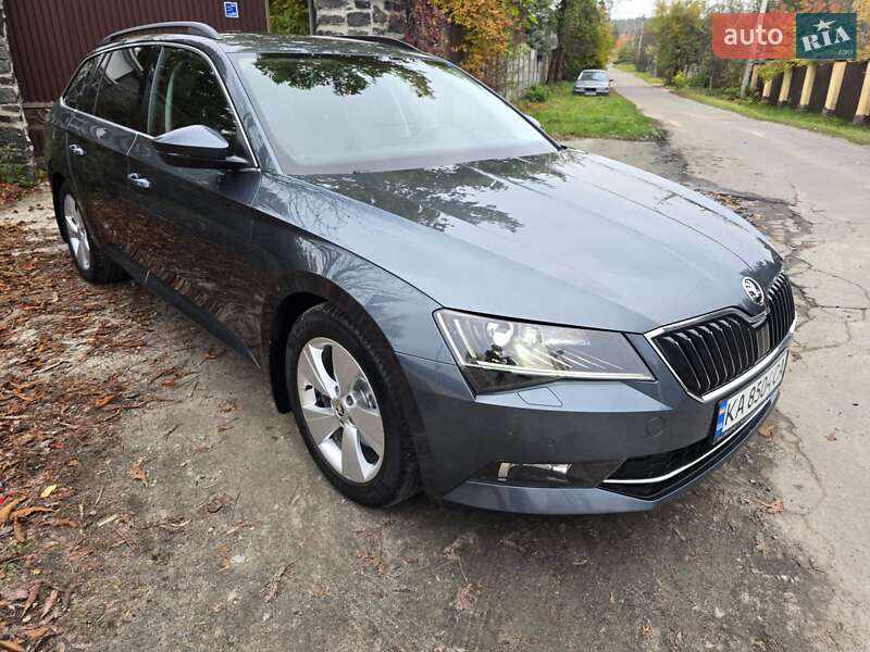 Універсал Skoda Superb 2015 в Києві фото 29 Універсал Skoda Superb 2015 в Києві