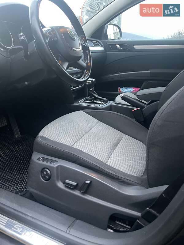 Универсал Skoda Superb 2011 в Ужгороде фото 14 Универсал Skoda Superb 2011 в Ужгороде