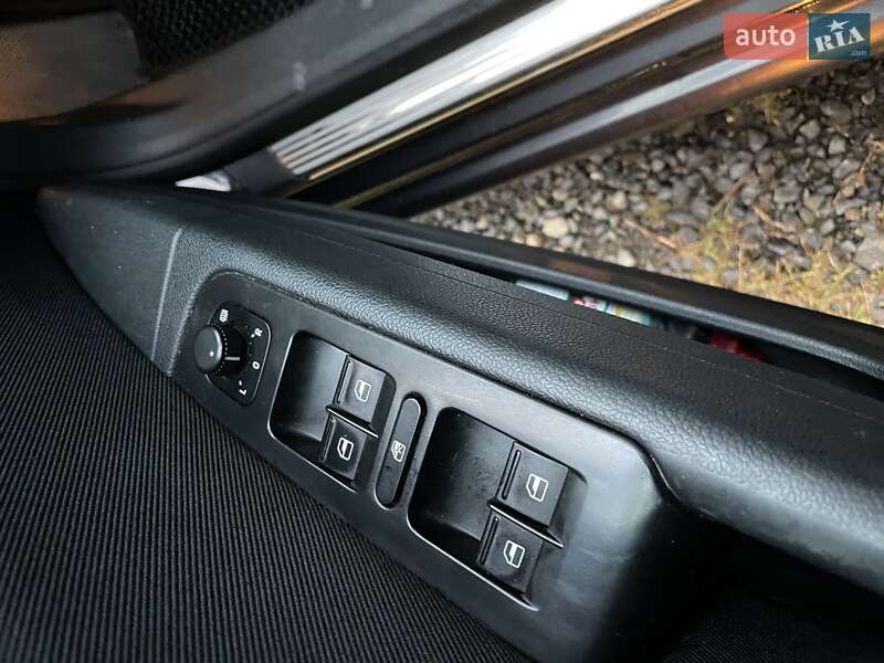 Универсал Skoda Superb 2011 в Ужгороде фото 30 Универсал Skoda Superb 2011 в Ужгороде