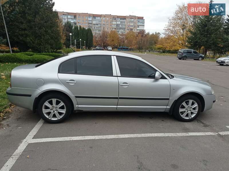Ліфтбек Skoda Superb 2008 в Рівному фото 20 Ліфтбек Skoda Superb 2008 в Рівному