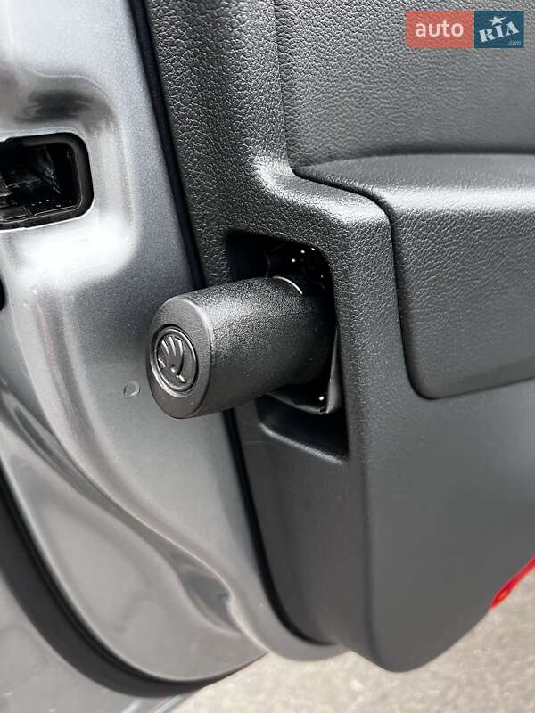 Лифтбек Skoda Superb 2017 в Кривом Роге фото 117 Лифтбек Skoda Superb 2017 в Кривом Роге