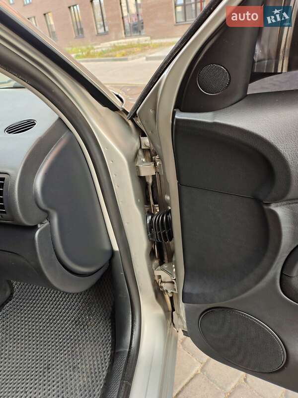 Лифтбек Skoda Superb 2007 в Нетешине