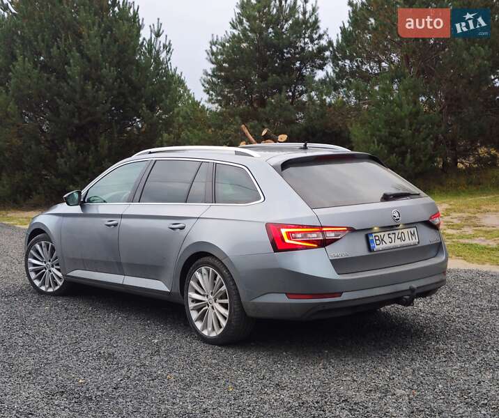 Універсал Skoda Superb 2019 в Костопілі