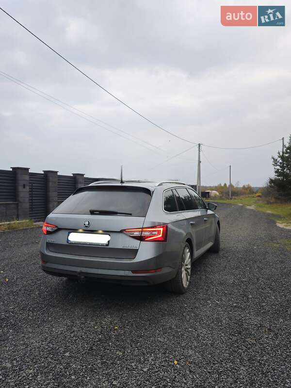 Універсал Skoda Superb 2019 в Костопілі