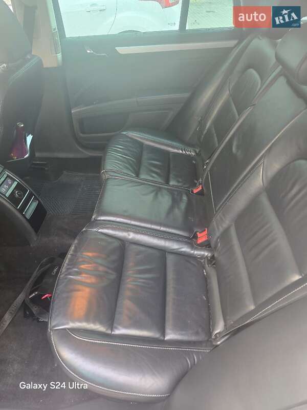 Універсал Skoda Superb 2012 в Івано-Франківську