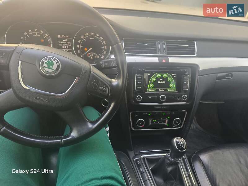 Універсал Skoda Superb 2012 в Івано-Франківську