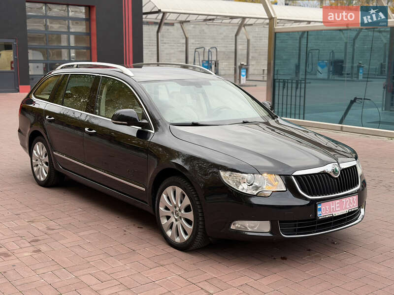Універсал Skoda Superb 2012 в Рівному