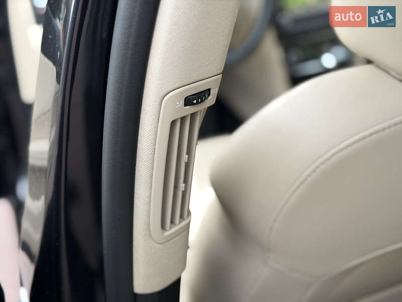 Універсал Skoda Superb 2012 в Рівному