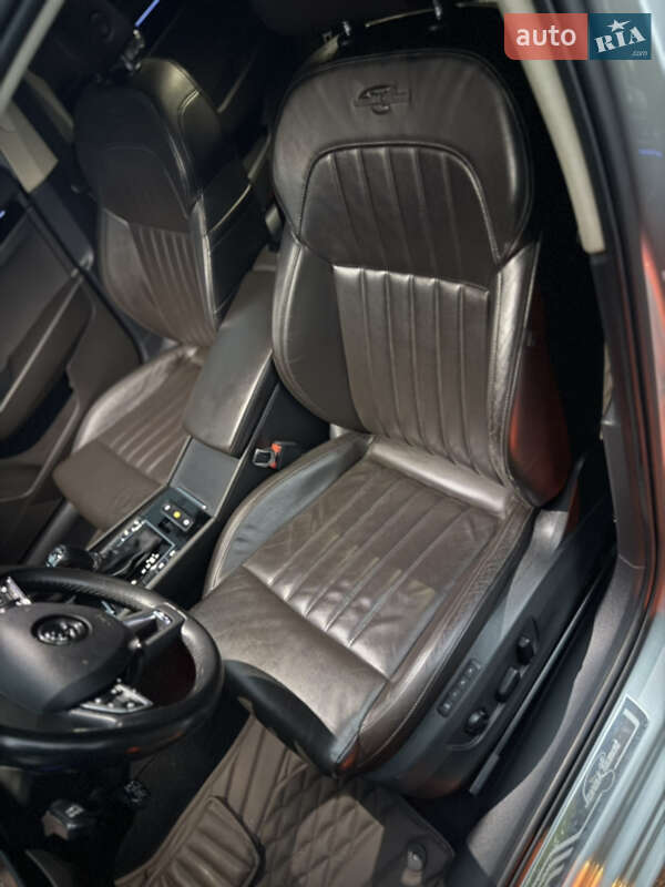 Универсал Skoda Superb 2016 в Звягеле фото 23 Универсал Skoda Superb 2016 в Звягеле