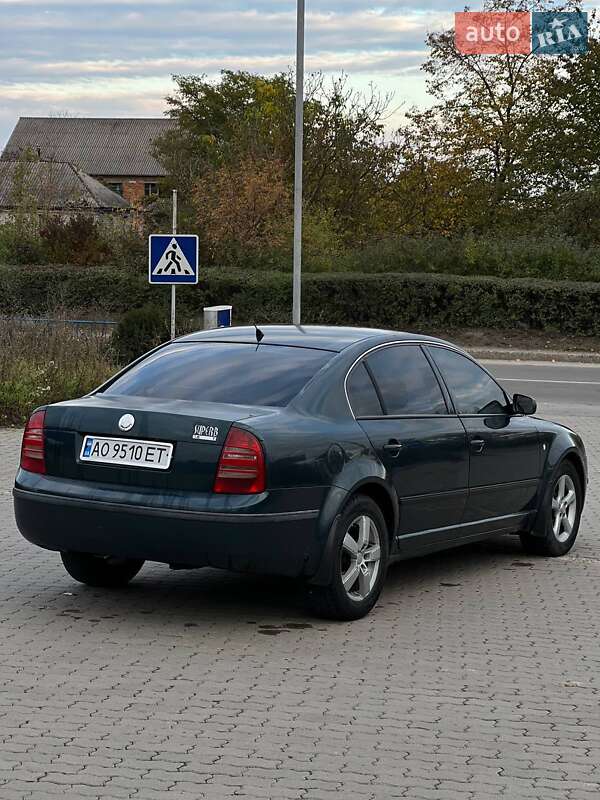 Лифтбек Skoda Superb 2003 в Жмеринке