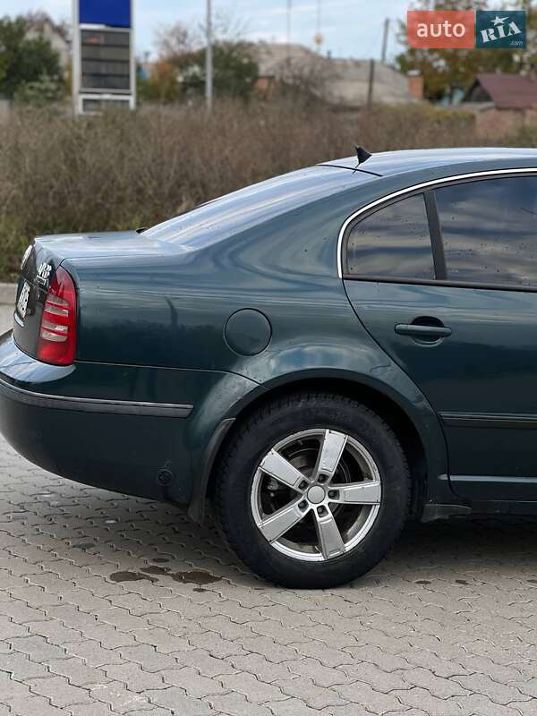 Лифтбек Skoda Superb 2003 в Жмеринке