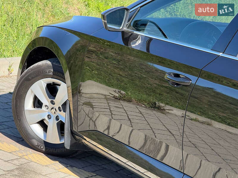 Ліфтбек Skoda Superb 2019 в Стрию фото 23 Ліфтбек Skoda Superb 2019 в Стрию