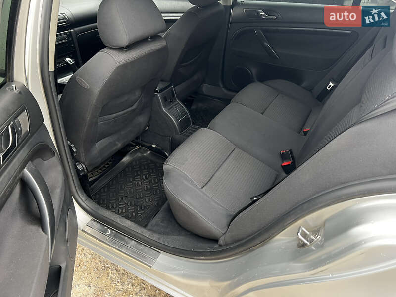 Ліфтбек Skoda Superb 2004 в Вінниці