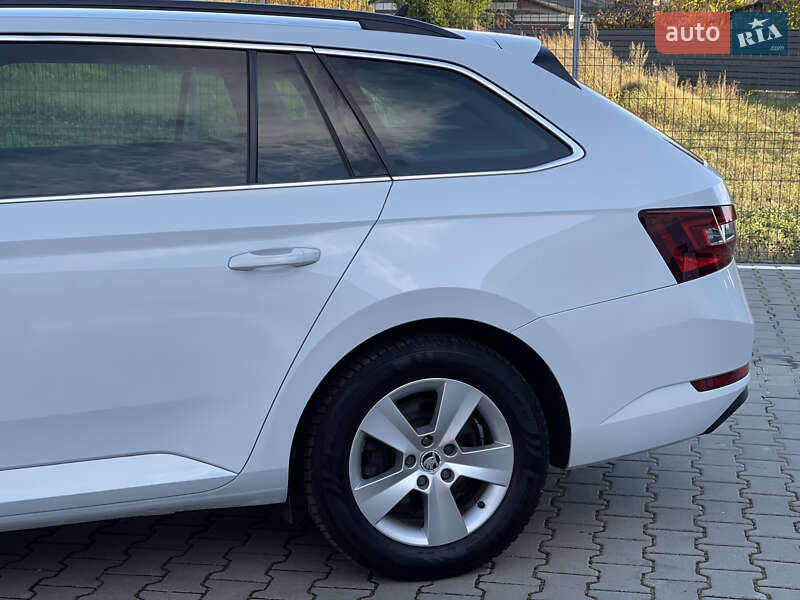 Универсал Skoda Superb 2017 в Нововолынске фото 11 Универсал Skoda Superb 2017 в Нововолынске