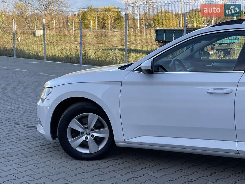 Универсал Skoda Superb 2017 в Нововолынске фото 16 Универсал Skoda Superb 2017 в Нововолынске